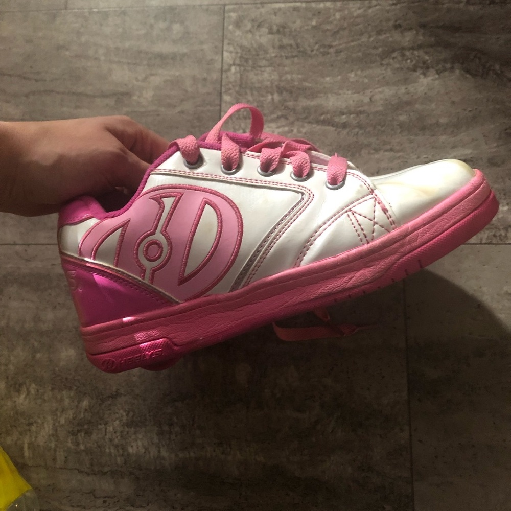 Girls Heelys shoes